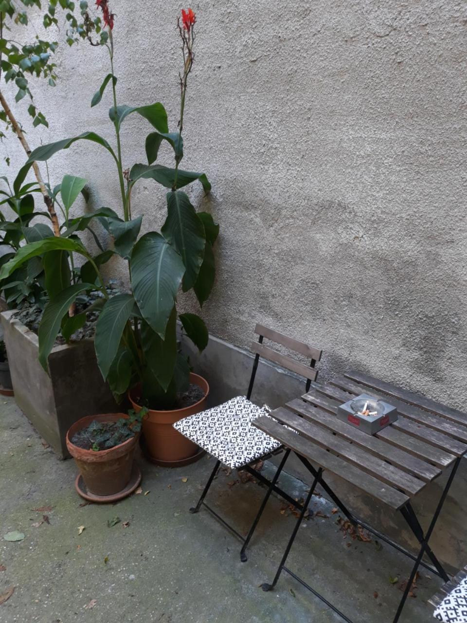 Connection Guesthouse Будапеща Екстериор снимка
