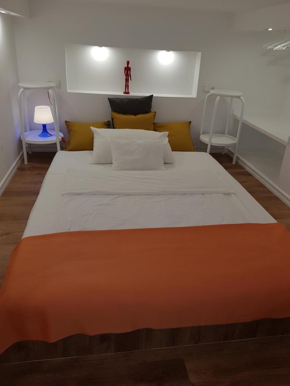 Connection Guesthouse Будапеща Екстериор снимка